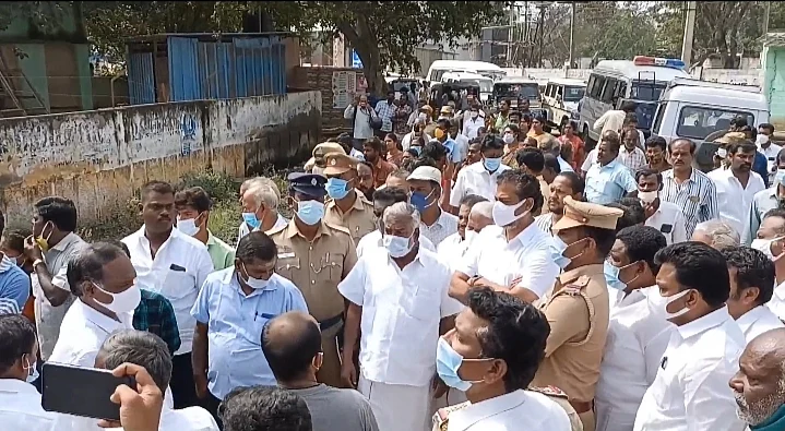 போராட்டம்