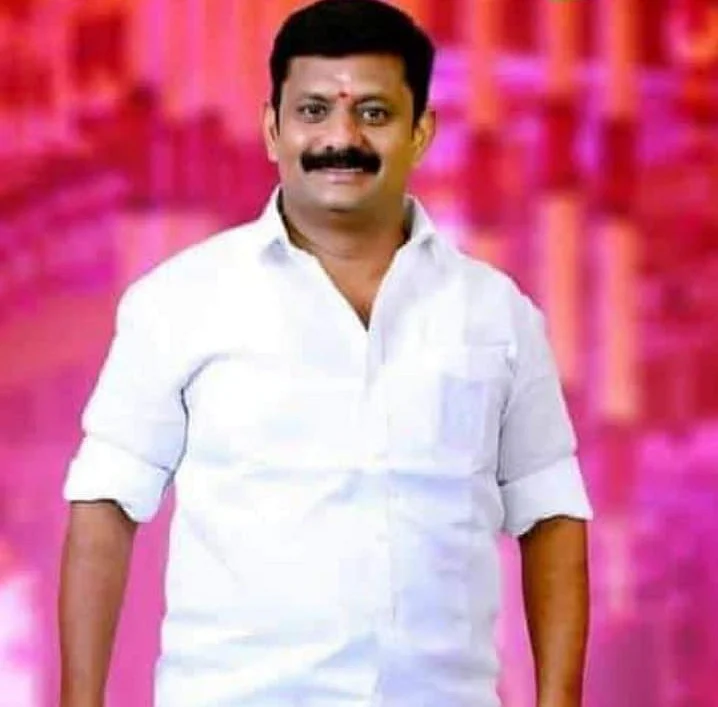 பா.ஜ.க பிரமுகரான முரளி