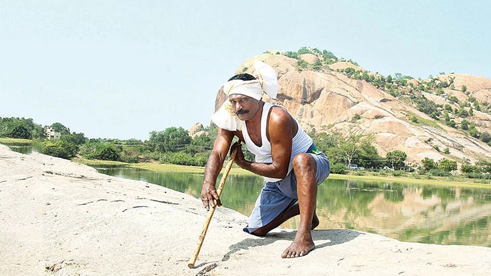வேல ராமமூர்த்தி