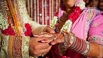 பெண்ணின் திருமண வயது 21