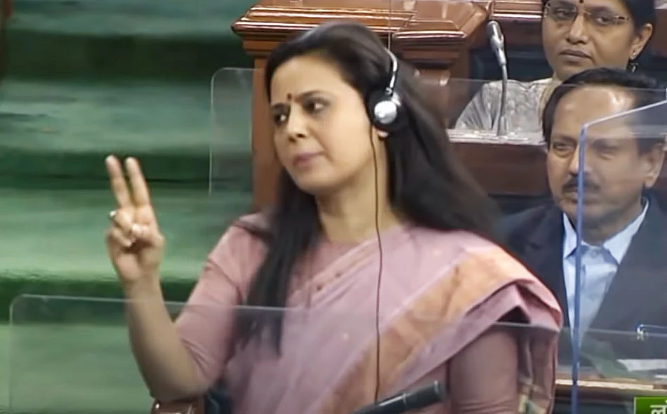 மஹுவா மொய்த்ரா