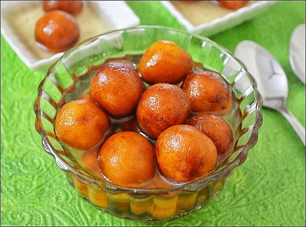 பிரெட் குலாப் ஜாமூன்