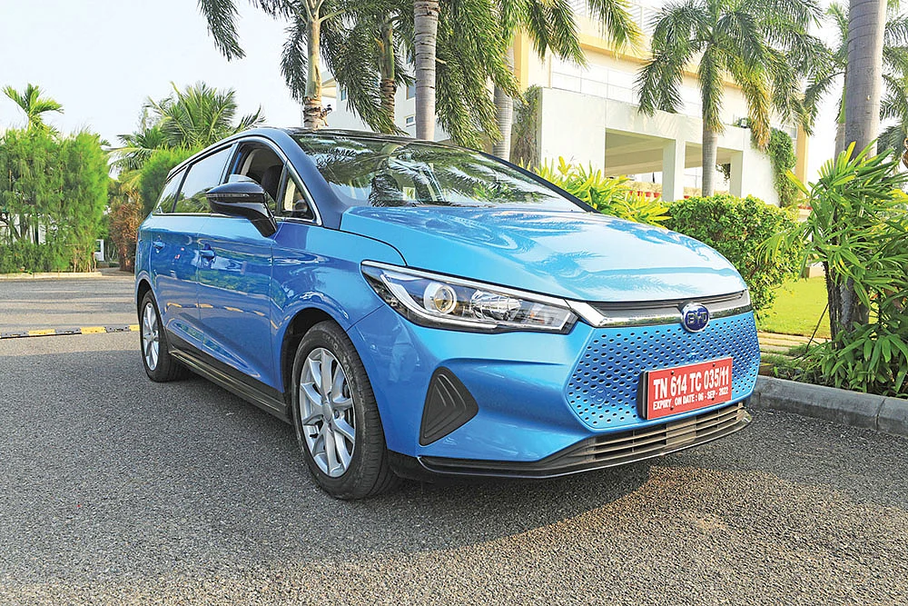 BYD e6 India's First Electric MPV