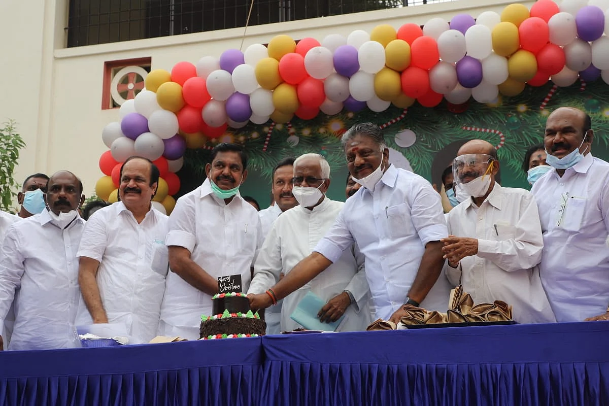கிறிஸ்துமஸ் விழாவில்