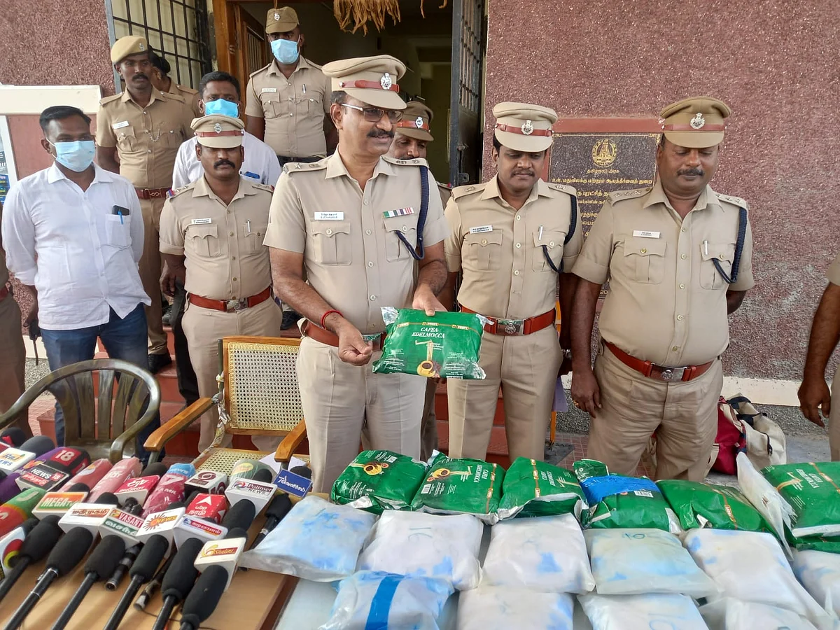 ஹெராயினுடன் எஸ்.பி., ஜெயக்குமார்