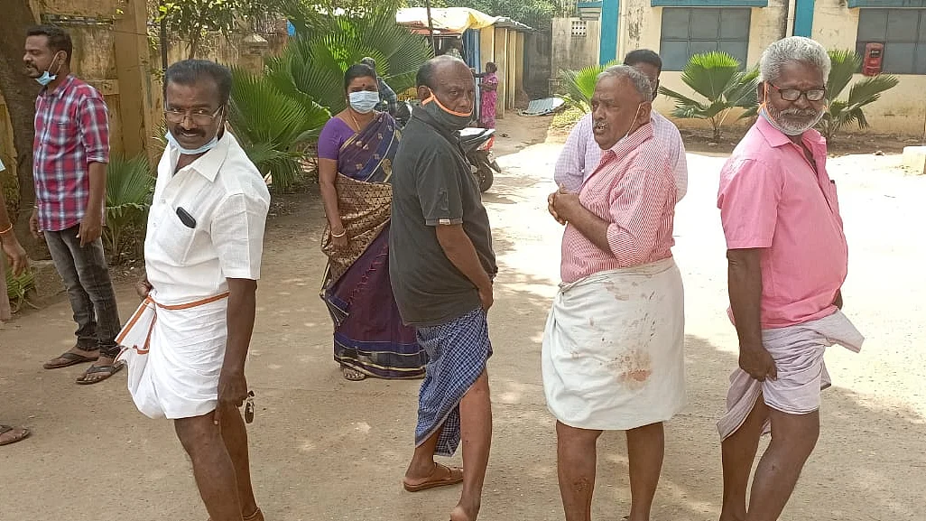 வெறி நாய் கடித்ததில் காயமடைந்தவர்கள்