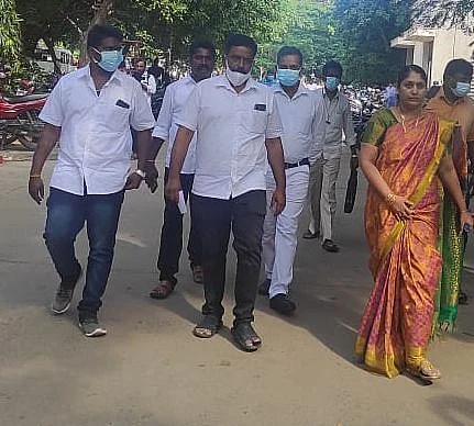 அன்னபூரணி சாமியார்