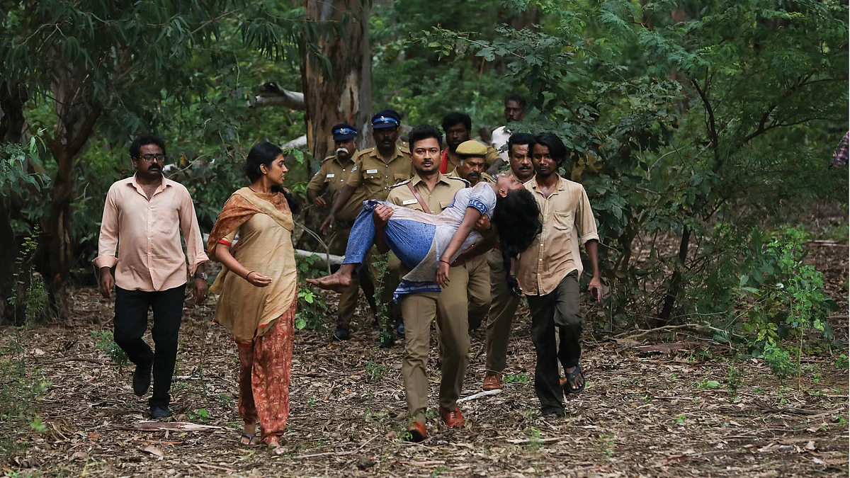 நெஞ்சுக்கு நீதி படத்தில்...