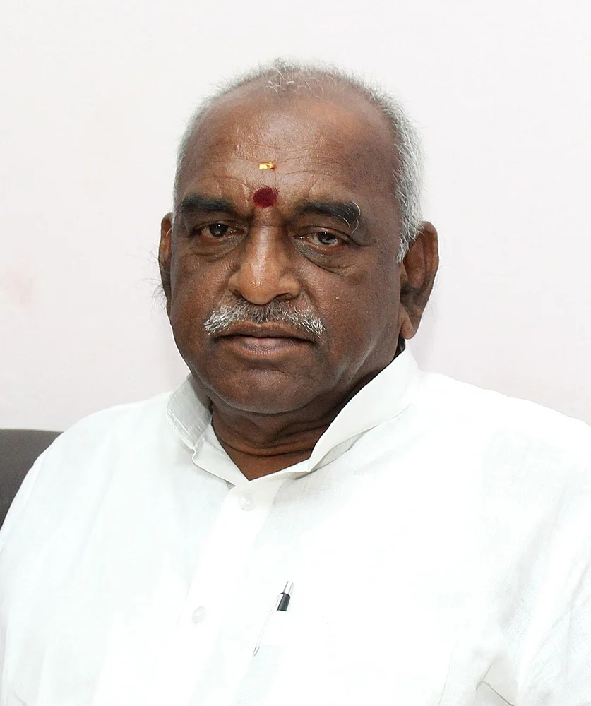 ஆண்டுக்கு ஐந்து கோடி ரூபாய்! - எம்.பி-க்கள் நிதி உயர்த்தப்பட வேண்டுமா, வேண்டாமா?