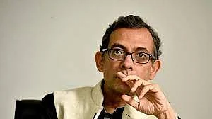 அபிஜித் பானர்ஜி