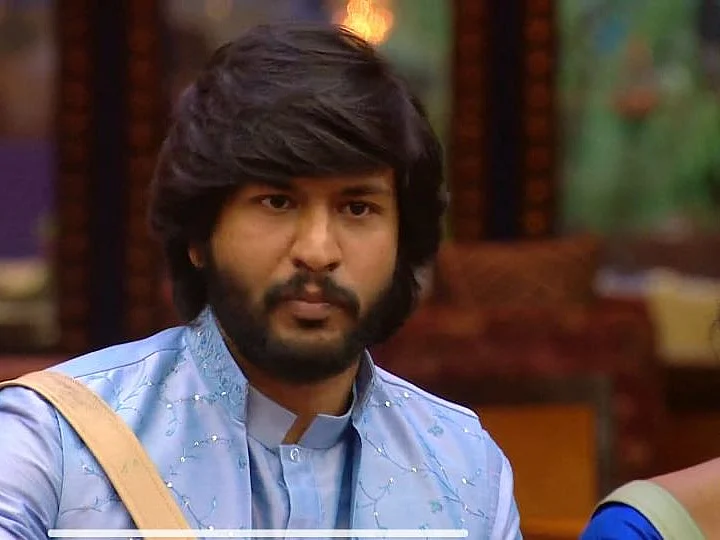 பிக் பாஸ் எக்ஸ்க்ளூசிவ்: பணப்பெட்டியுடன் வெளியேறினார் சிபி... எவ்வளவு பணம் எடுத்துப் போனார்?