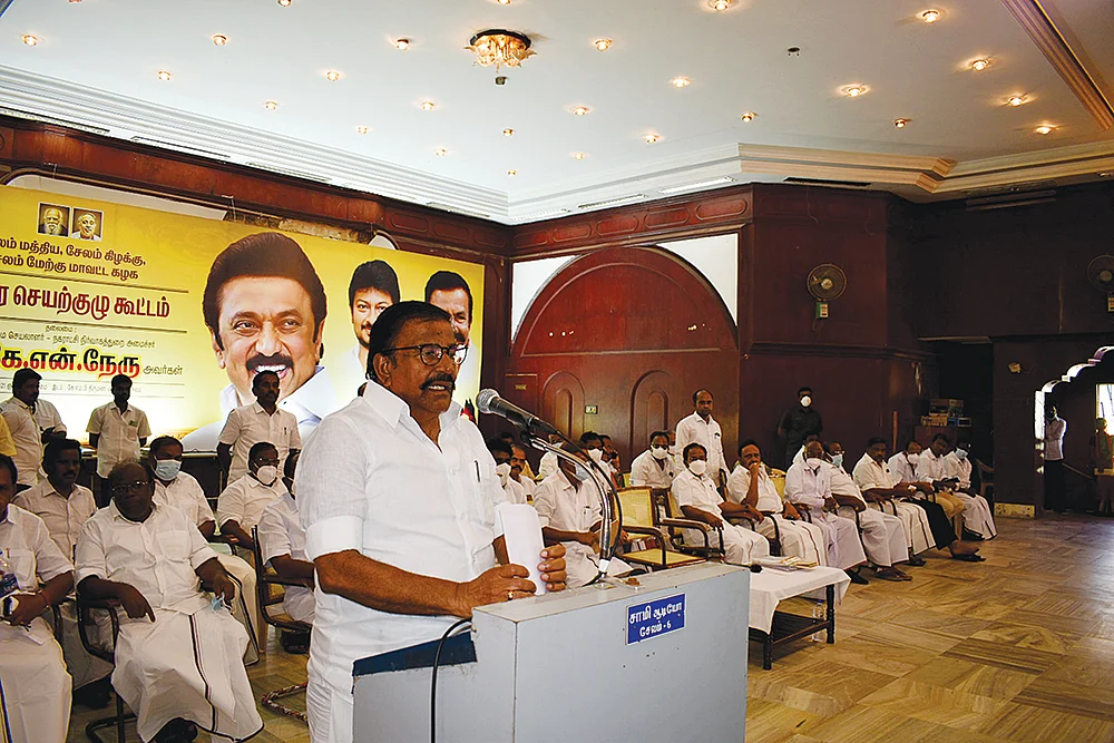 மிஸ்டர் கழுகு: ஸ்டாலினின் சேலம் விசிட்... தாண்டவமாடிய அமைச்சர் நேரு!