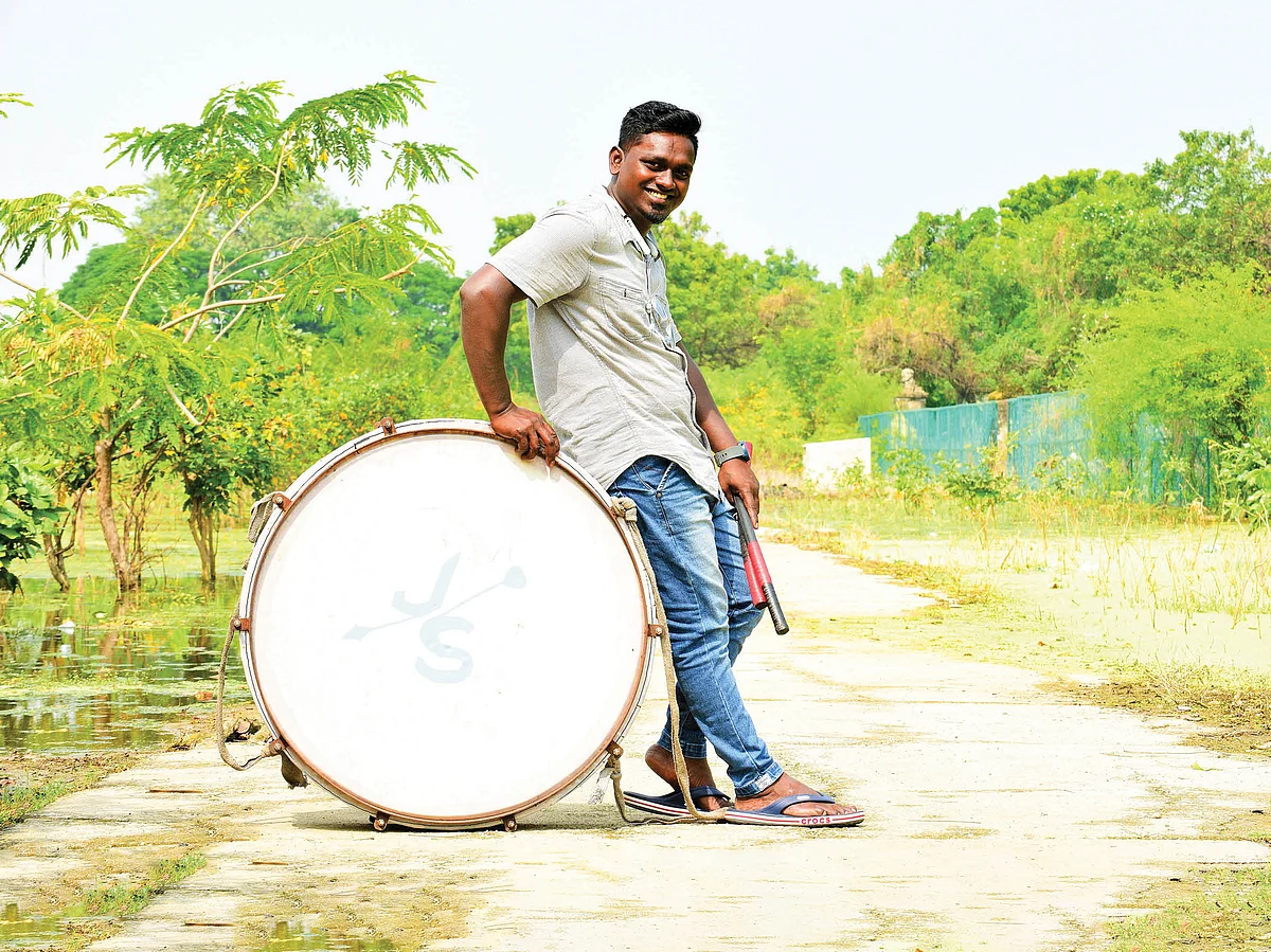 துக்கத்துக்கும் சந்தோஷத்துக்கும் தப்பாம ஒலிக்கும்!