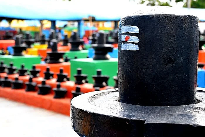 ஈசன்