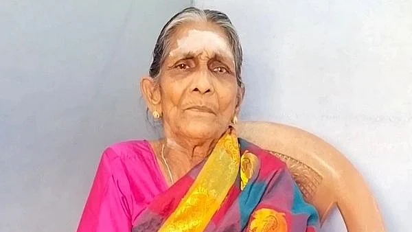 வீரத்தாய் விருது பெற்ற சுப்புலட்சுமி