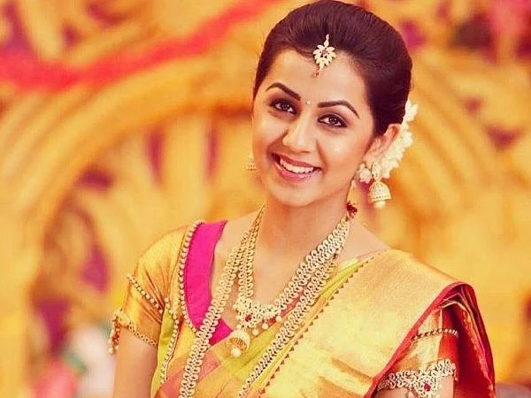 சென்னை: நடிகை நிக்கி கல்ராணி வீட்டில் திருட்டு! - சிசிடிவியால் சிக்கிய ஊழியர்