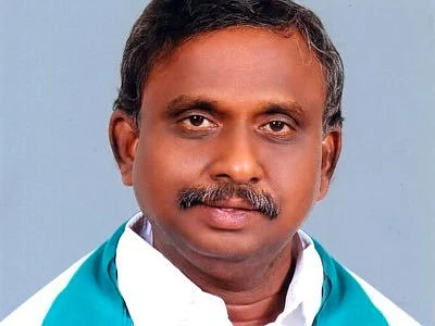 ``பா.ஜ.க-வும் காங்கிரஸ் கட்சியும் சேர்ந்து சதி செய்கிறார்கள்!" - பி.ஆர்.பாண்டியன்