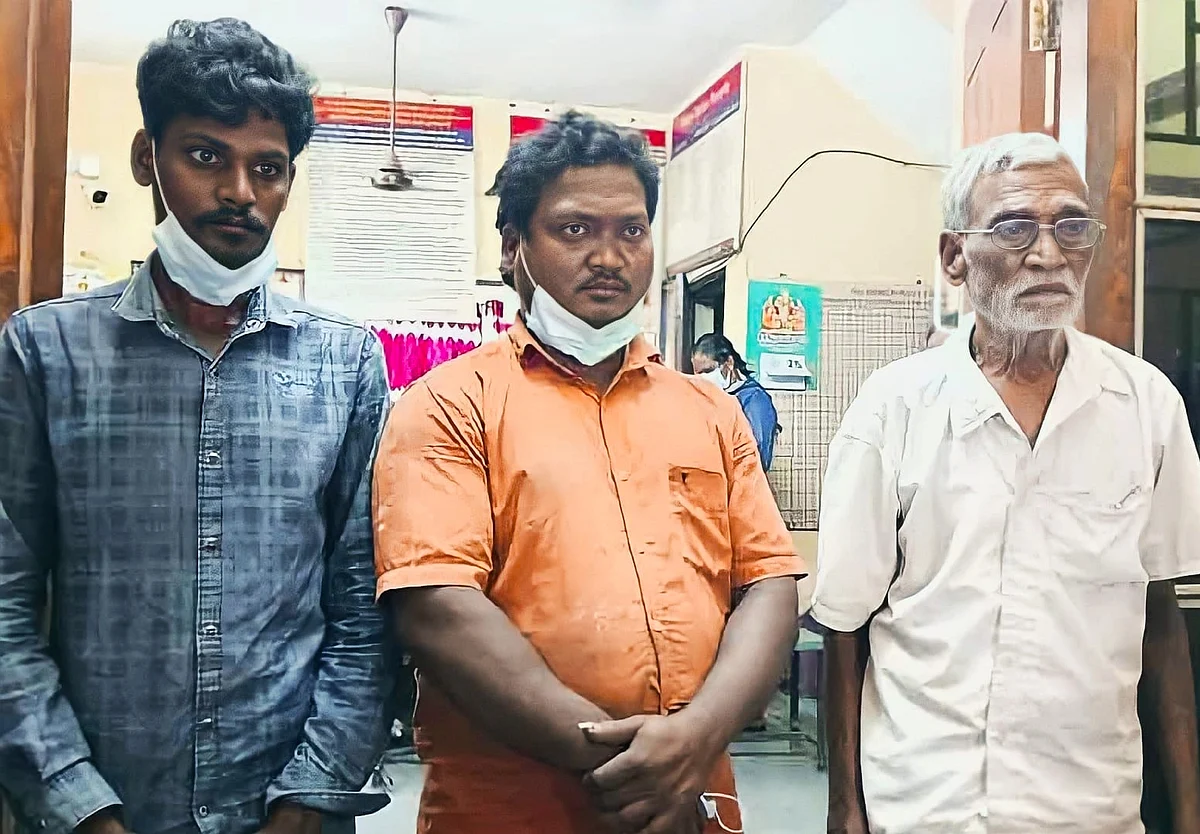 கைது செய்யப்பட்ட மூவர்