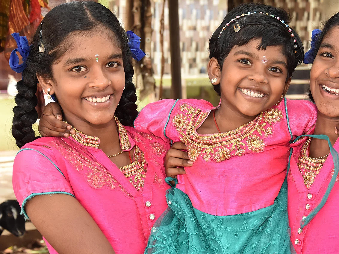திருக்குறள் முதல் தொல்காப்பியம் வரை அசத்தும் மழலைகள்...