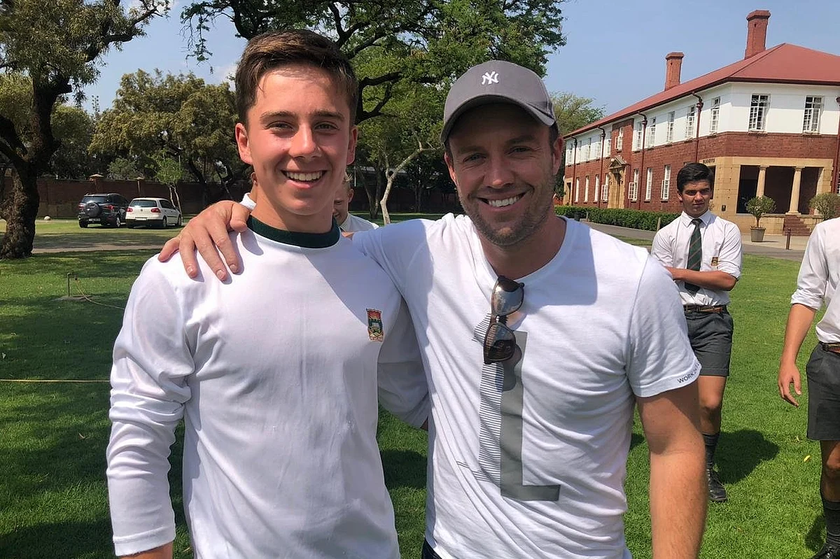Dewald Brevis with de Villiers