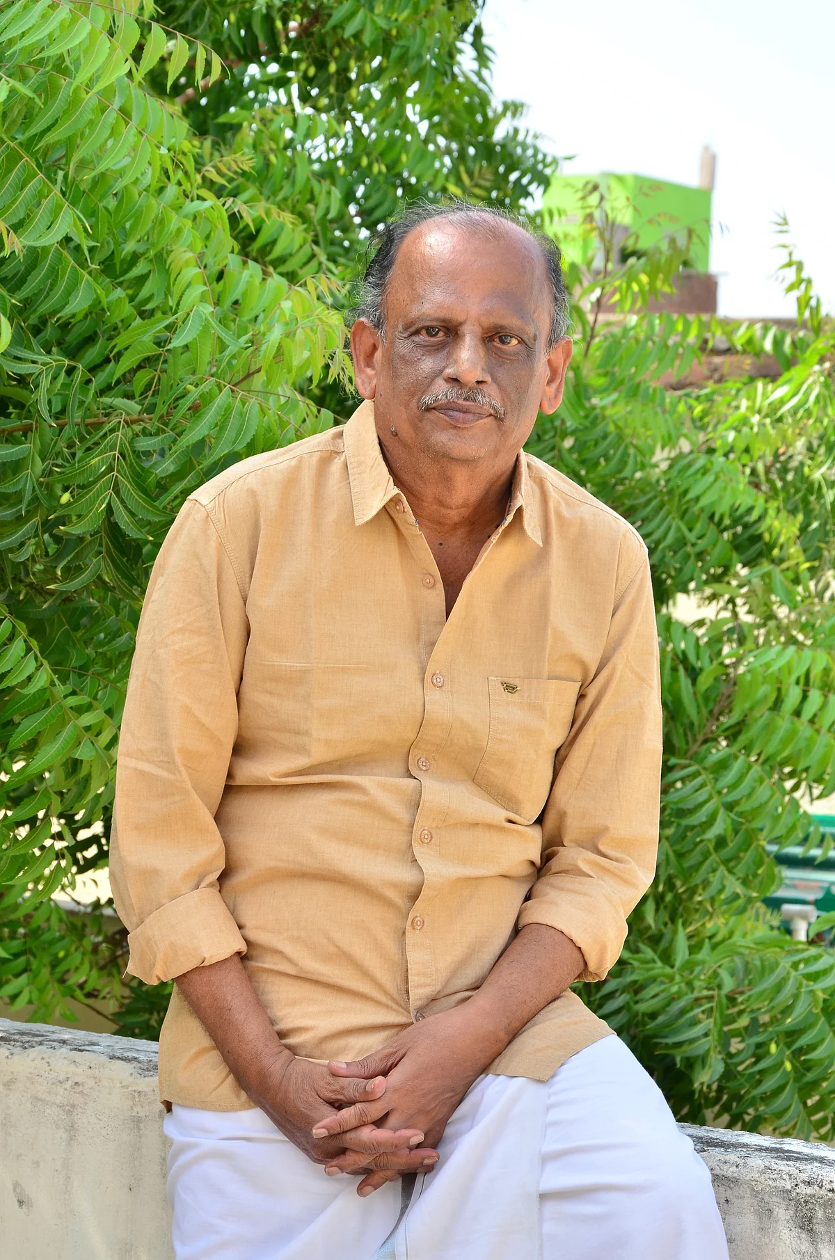சி.மோகன்