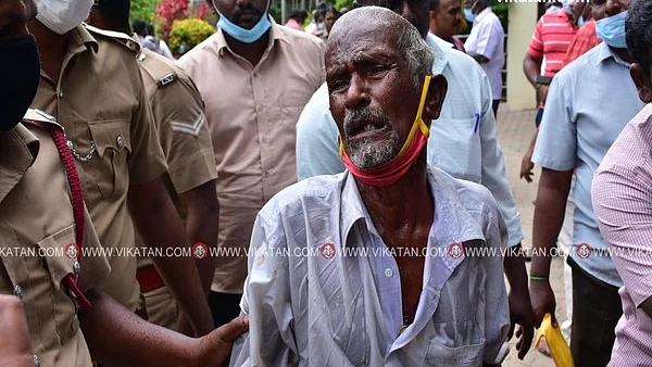 தீக்குளிக்க முயன்ற விவசாயி சுப்பையா
