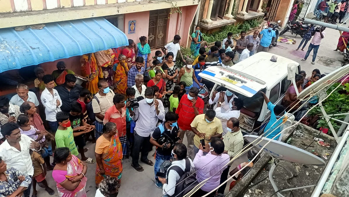 பரபரப்பான சம்பவ இடம்