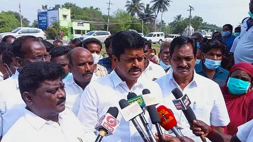 லட்சுமணன் - விழுப்புரம் எம்.எல்.ஏ
