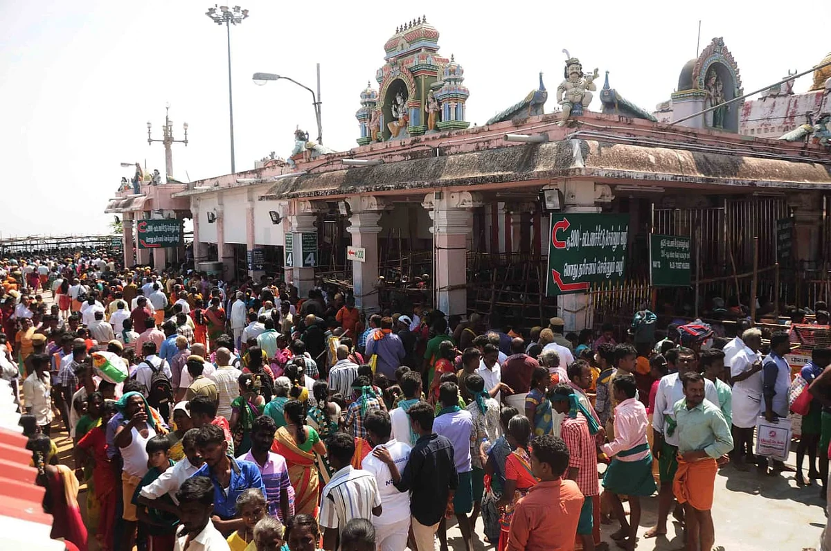 பழநியில் கூட்ட நெருக்கடி