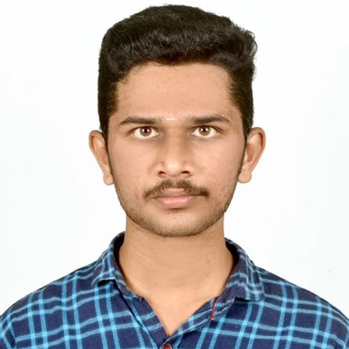 பொறியியல் மாணவர் விஜயராகவன்