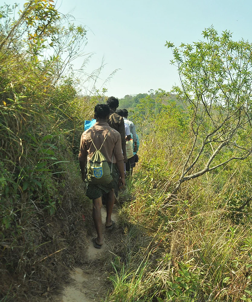 தங்கமலை ரகசியம் - மினி தொடர் - 2 - “உள்ளே போனா பொணம்... வெளியே வந்தா பணம்!”