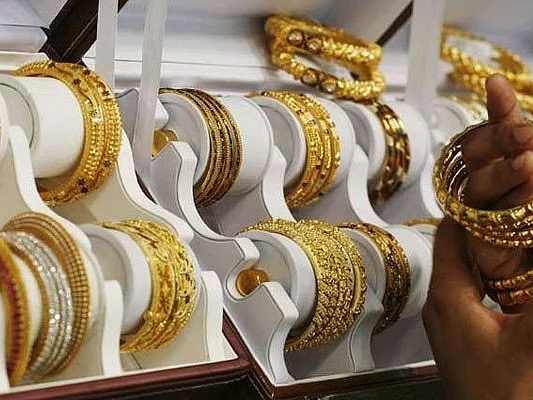 தங்கத்தை வாங்கி குவிக்கும் இந்தியர்கள்; இரண்டு மடங்கு உயர்ந்த இறக்குமதி; பின்னணி என்ன?