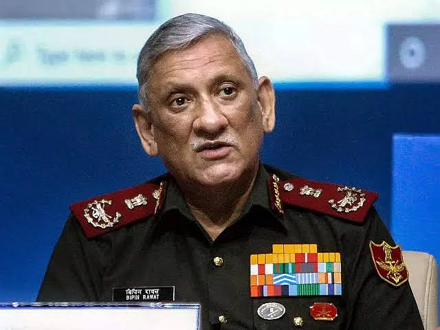 பிபின் ராவத் ஹெலிகாப்டர் விபத்திற்கு காரணமான "மேகமூட்டமான வானிலை"; CFIT என்றால் என்ன?