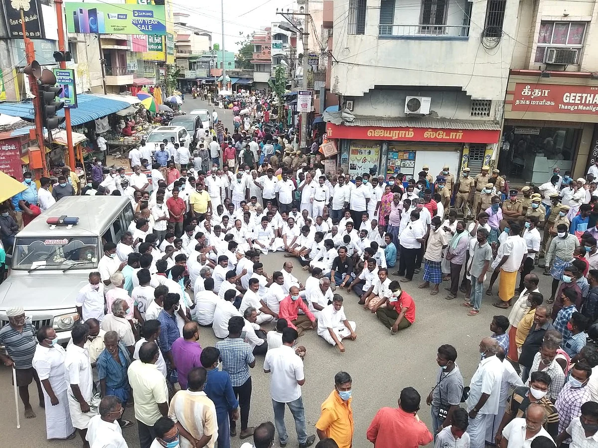 போராட்டம்