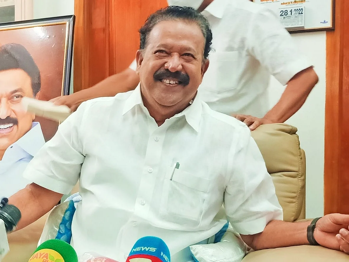 ``ஆன்லைன் முறையிலேயே செமஸ்டர் தேர்வுகள் நடைபெறும்!" - உயர்கல்வித்துறை அமைச்சர் பொன்முடி பேட்டி