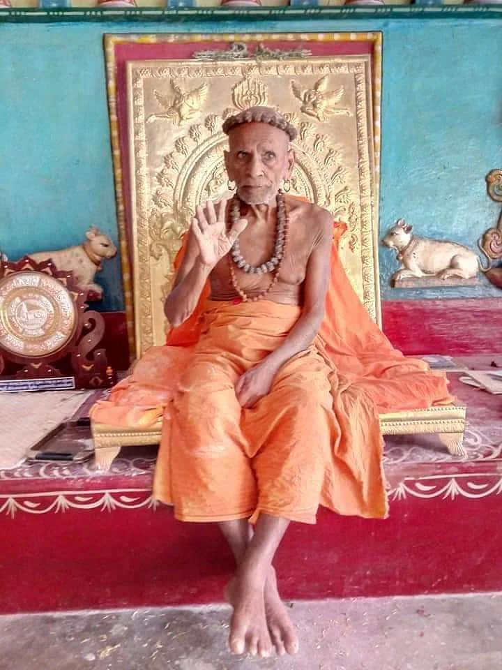 சூரியனார்கோயில் ஆதீனகர்த்தர்
