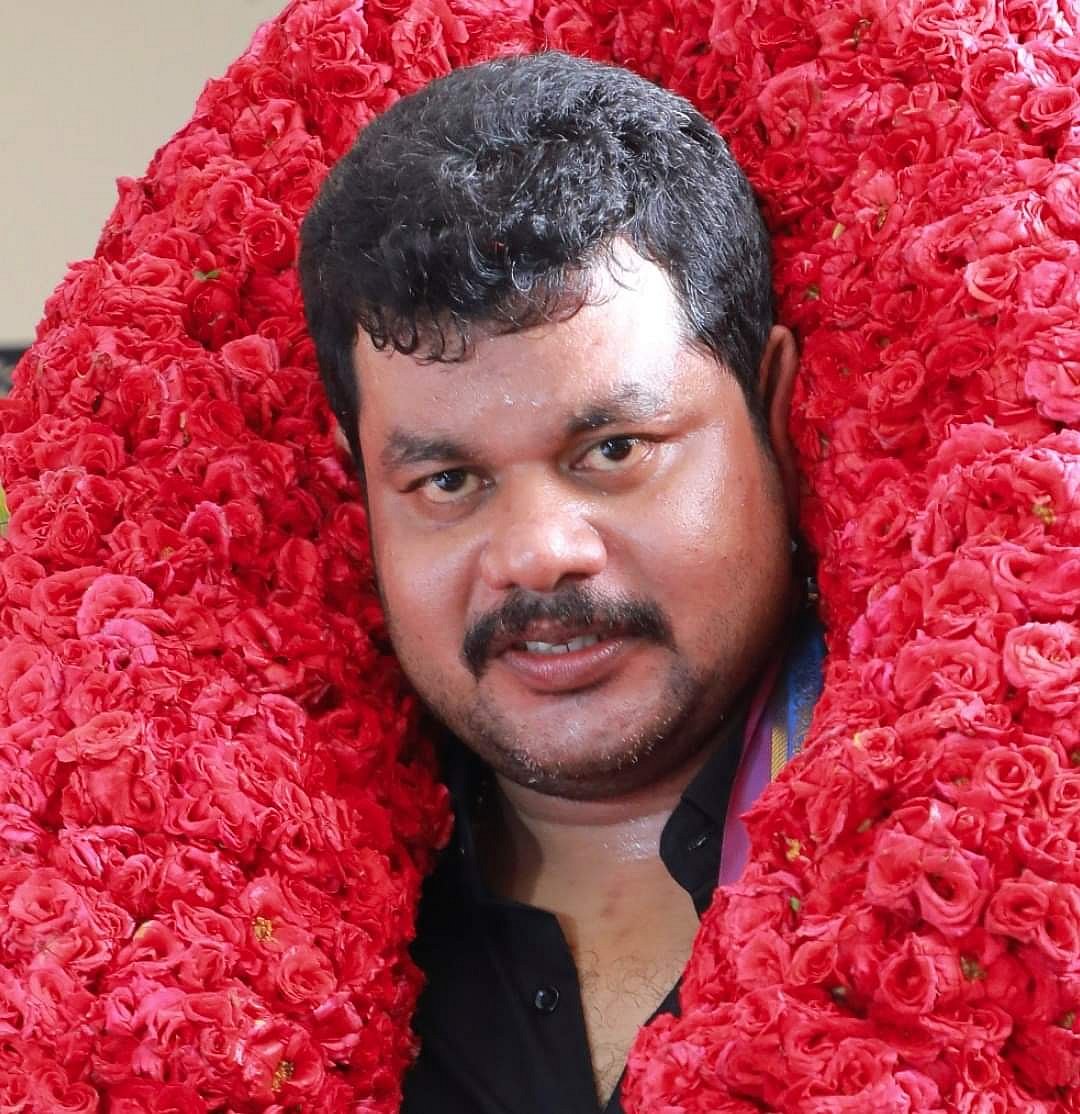 சென்னை: திமுக வட்டச் செயலாளரை வெட்டிப் படுகொலை செய்த மர்ம கும்பல் - தீவிர விசாரணையில் போலீஸ்! 