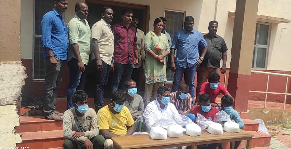 தூத்துக்குடி டு இலங்கை; ரூ.20 கோடி மதிப்பிலான போதைப்பொருள்! - கடத்த முயன்ற 8 பேர் சிக்கியது எப்படி?