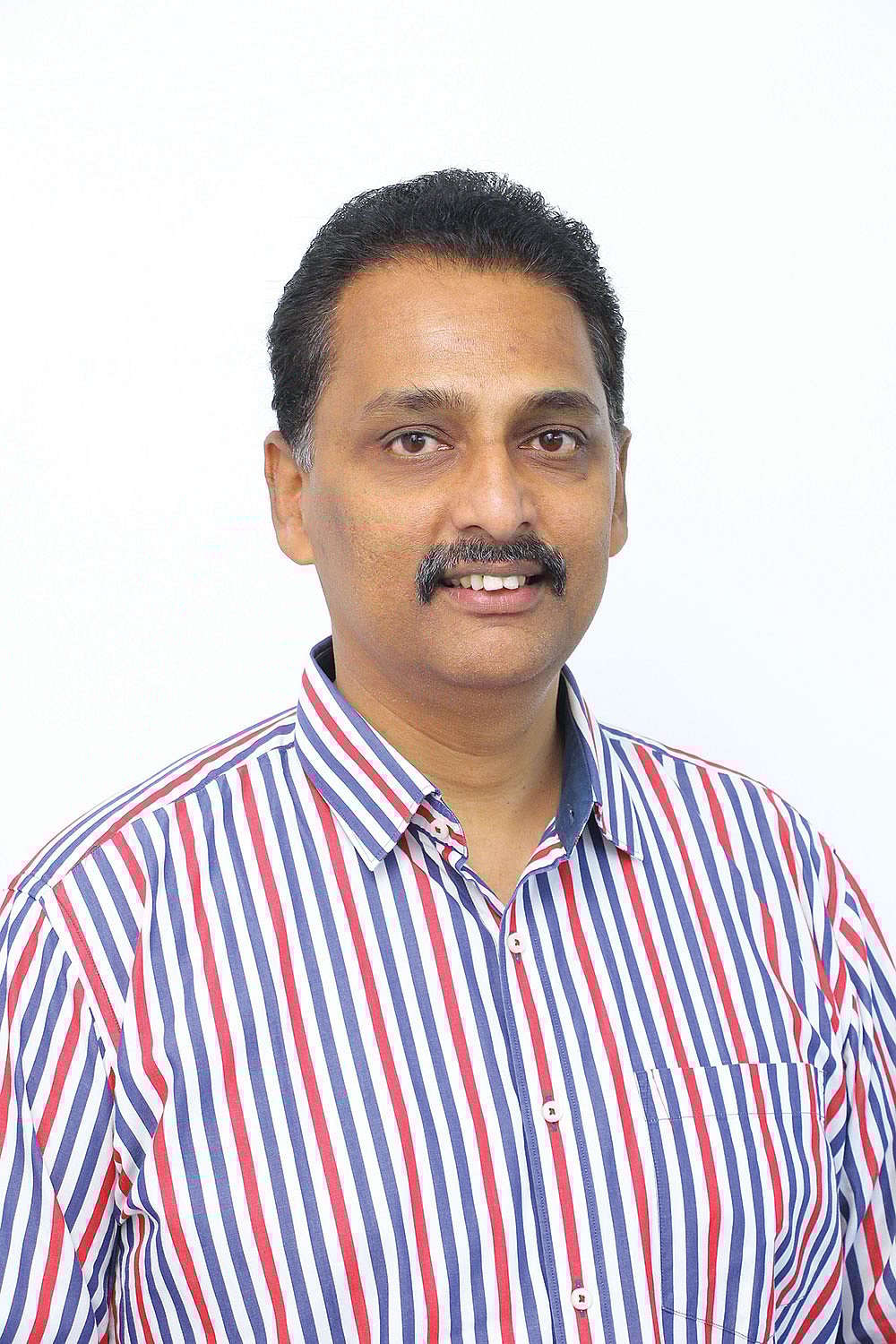 ரெஜி தாமஸ்