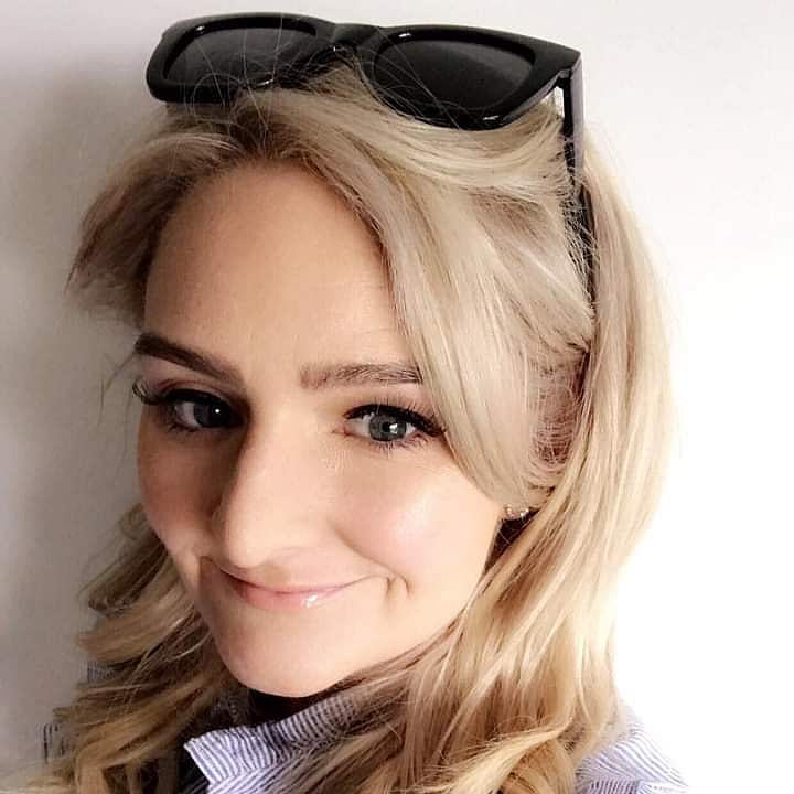 `ரிட்டர்ன் மற்றும் எக்ஸ்சேஞ்ச் கிடையாது!' - கண்டிஷனோடு கணவரை ஆன்லைனில் ஏலம் விட்ட மனைவி