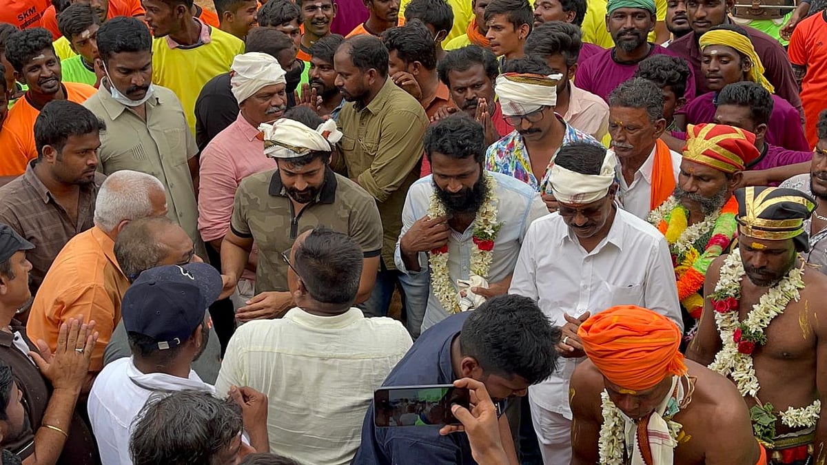 Vaadivasal: 60 ஜல்லிக்கட்டு காளைகள்; மாடுபிடி வீரர்கள்; ஈ.சி.ஆர் டெஸ்ட் ஷூட்டில் நடந்தது என்ன?