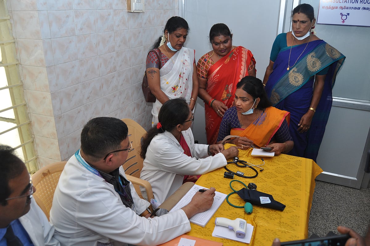 சேலத்தில் திருநங்கைகளுக்கான பிரத்யேக பல்நோக்கு மருத்துவப்பிரிவு; சிறப்பம்சங்கள் என்னென்ன?