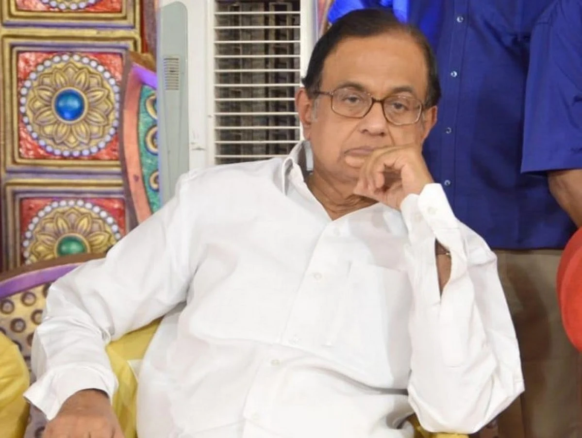 கோவாவில் பிரியங்கா காந்தி... காங்கிரஸ் தலைவர்கள் ராஜினாமா! - நடந்தது என்ன? 3 AA 2 Tamil News Spot