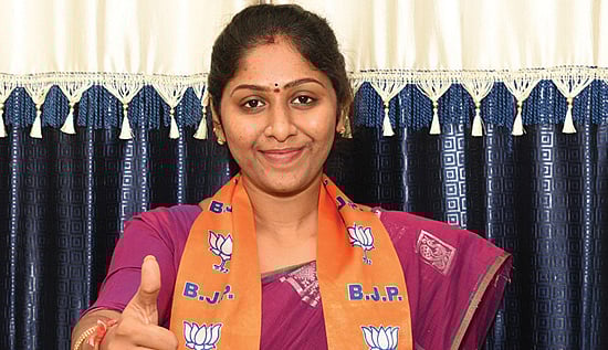 வித்யா வீரப்பன்