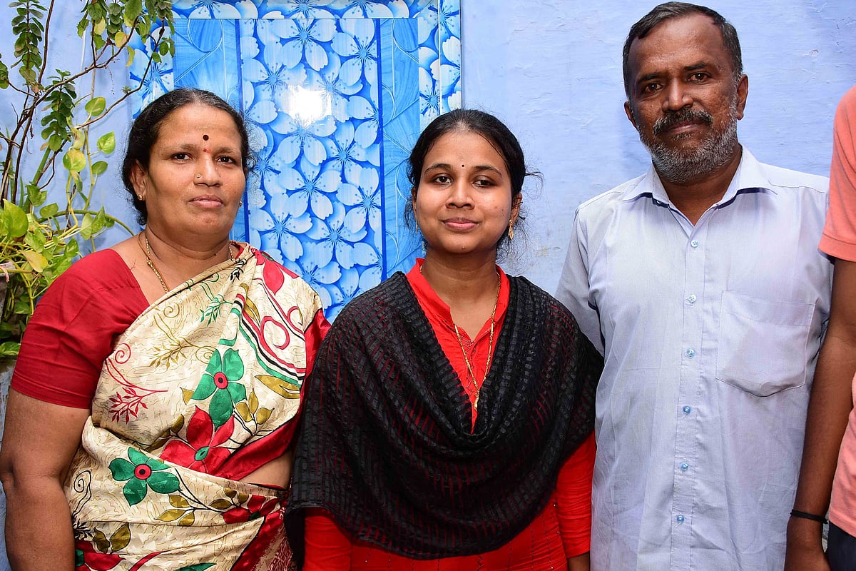 பூரண சுந்தரி குடும்பம்