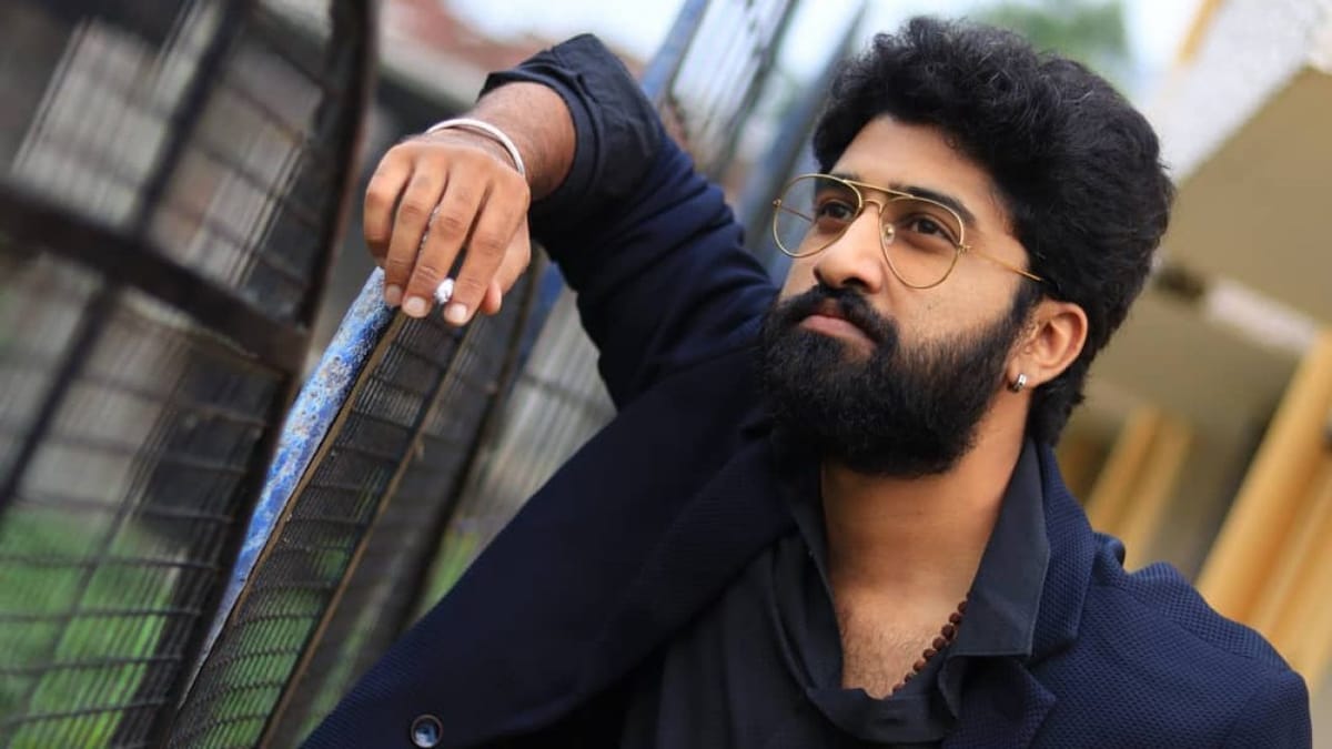 கார்த்திக்கிற்குப் பதிலாக... `செம்பருத்தி' சீரியலின் புதிய ஹீரோவானார் யூடியூப் விஜே! | Anchor Agni committed as Sembaruthi serial hero