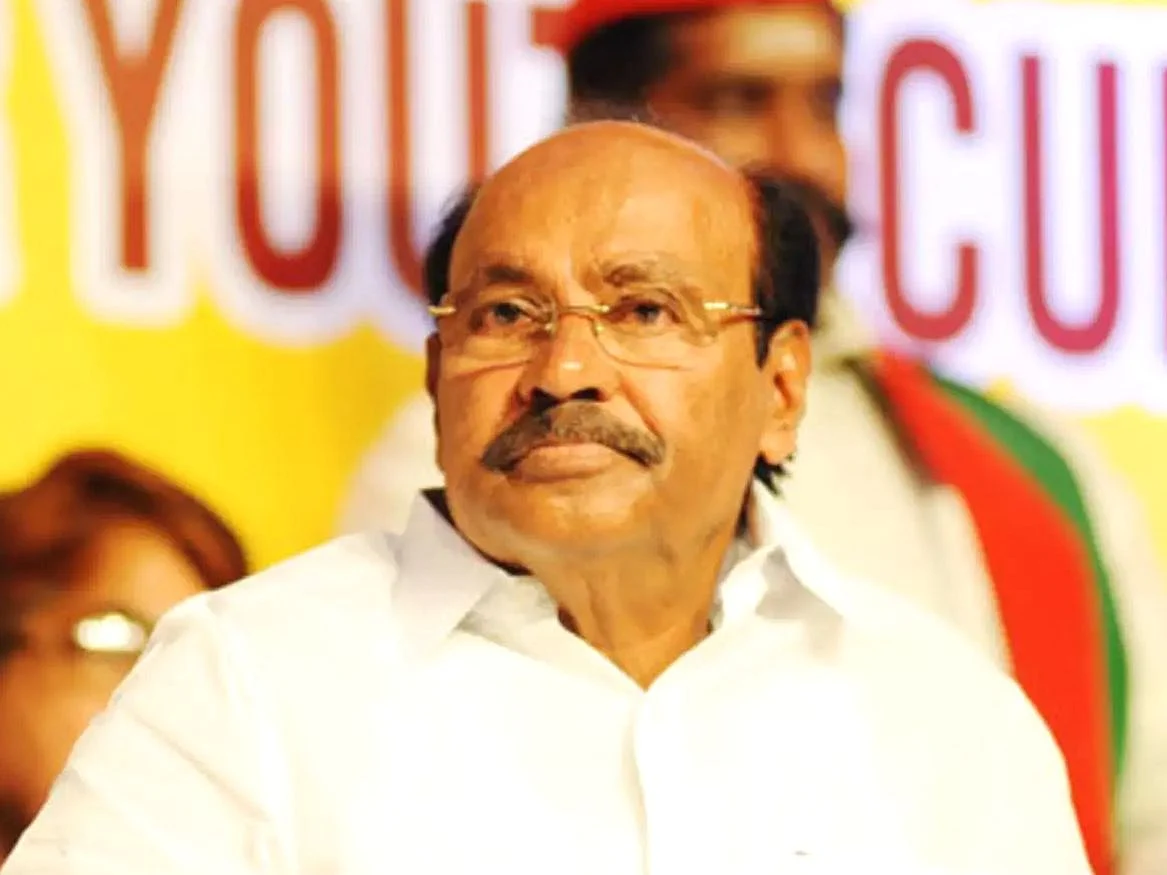 `லாக்டௌன் எங்களுக்கு மட்டும்தானா, பன்னாட்டு நிறுவனங்களுக்கு இல்லையா?' - ஸ்ரீபெரும்புதூர் சர்ச்சை 4 Tamil Nadu PMK invites parties sans BJP for 2016 polls alliance Tamil News Spot