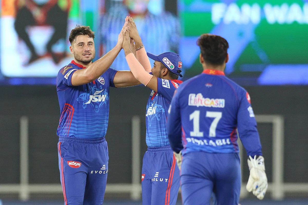 DC v KKR: கால்போன போக்கில் கரகாட்டம் ஆடிய கொல்கத்தா... ஒர்க்அவுட்டான பாண்டிங் - பண்ட் மேஜிக்! 3 Delhi Stoinis Tamil News Spot