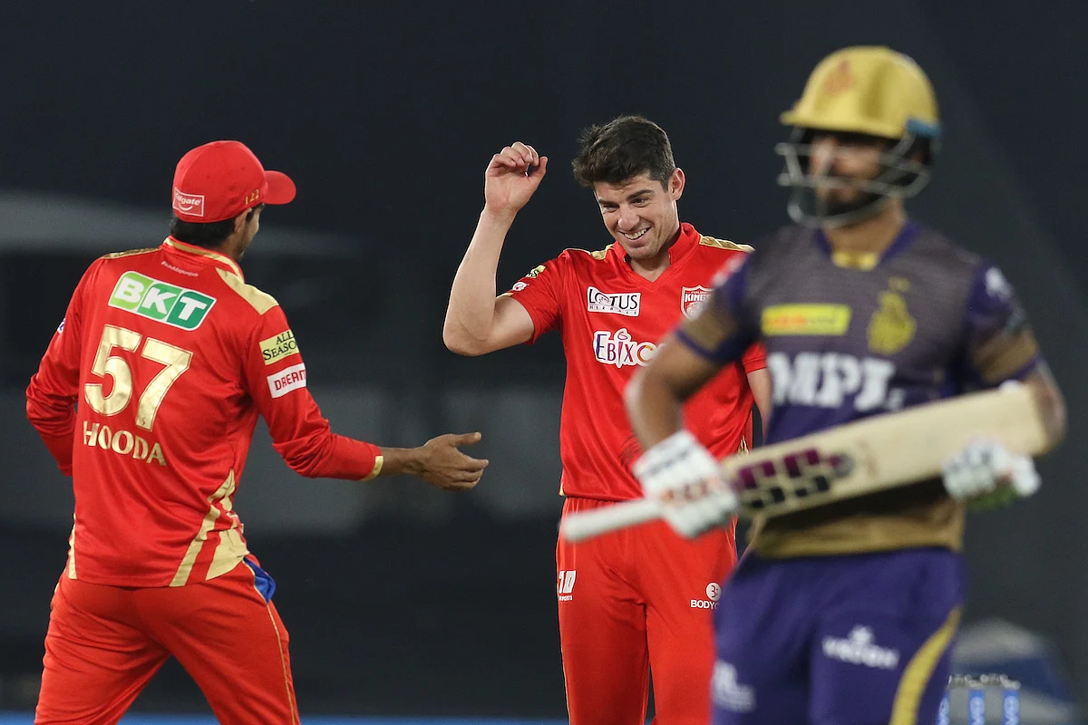 PBKS v KKR: கொல்கத்தாவின் 3D பெர்ஃபாமன்ஸ்... பம்மி பதுங்கிய பஞ்சாப்! 8 KKR new wicket Tamil News Spot