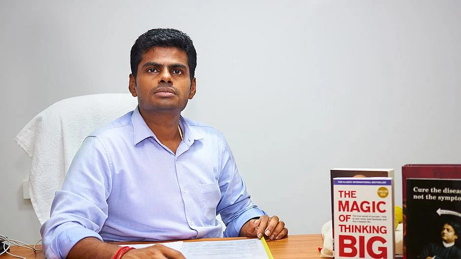 ``அண்ணாமலையைக் கைதுசெய்ய தைரியமிருக்கிறதா?!" - திமுக-வுக்குச் சவால்விட்ட சி.வி.சண்முகம் 4 annamalai Tamil News Spot